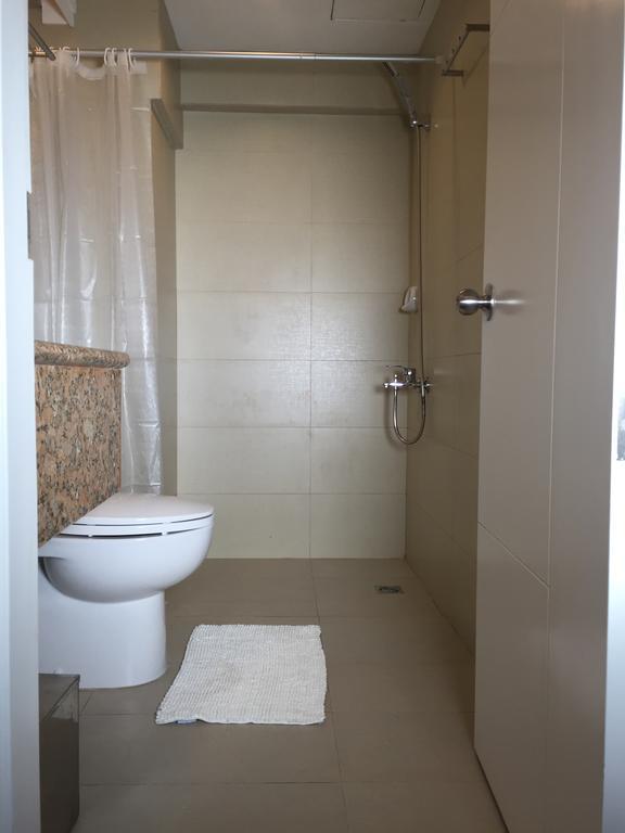 5880 Enriquez Residences Manila Zimmer foto